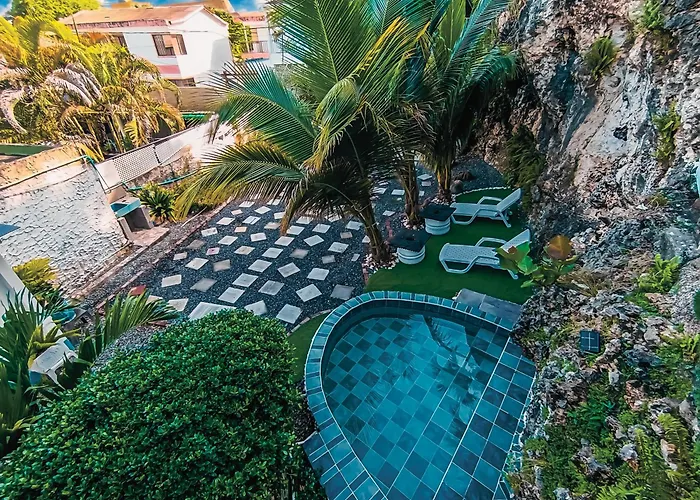 The Rock House Eco (Adults Only)